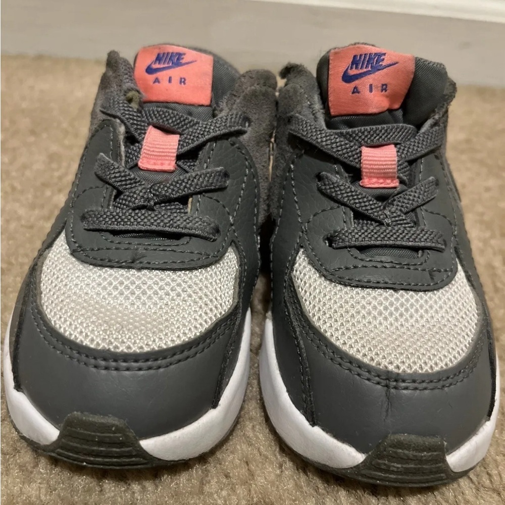 Adorable Like New Infant/Toddler Nike Air Maxx-Grey & Pink SZ-7.5